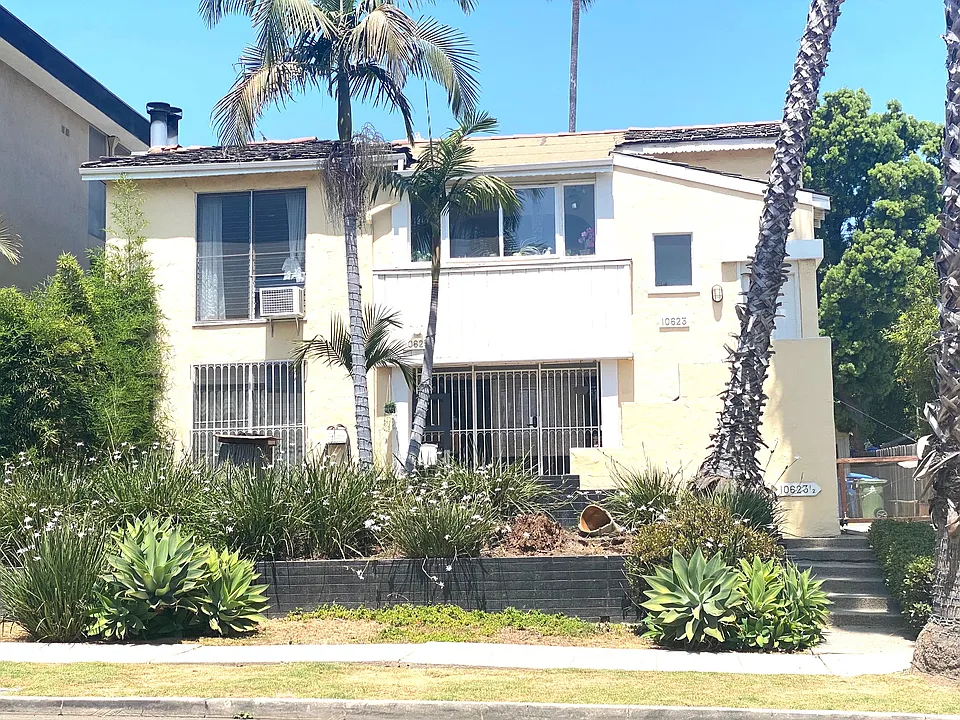 10625.5 Kinnard Ave #10625.5