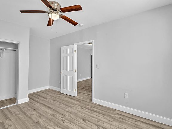 4th image of 1142 SW 4th St #10