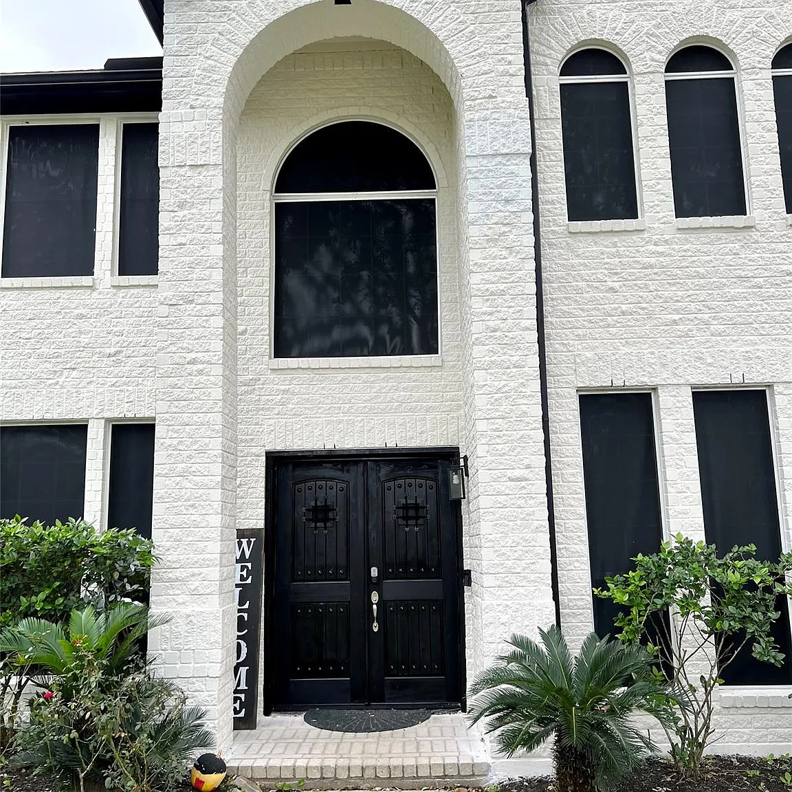 5 bed, 3.5 bath, 3436 sqft, $3,200 — Photo 3