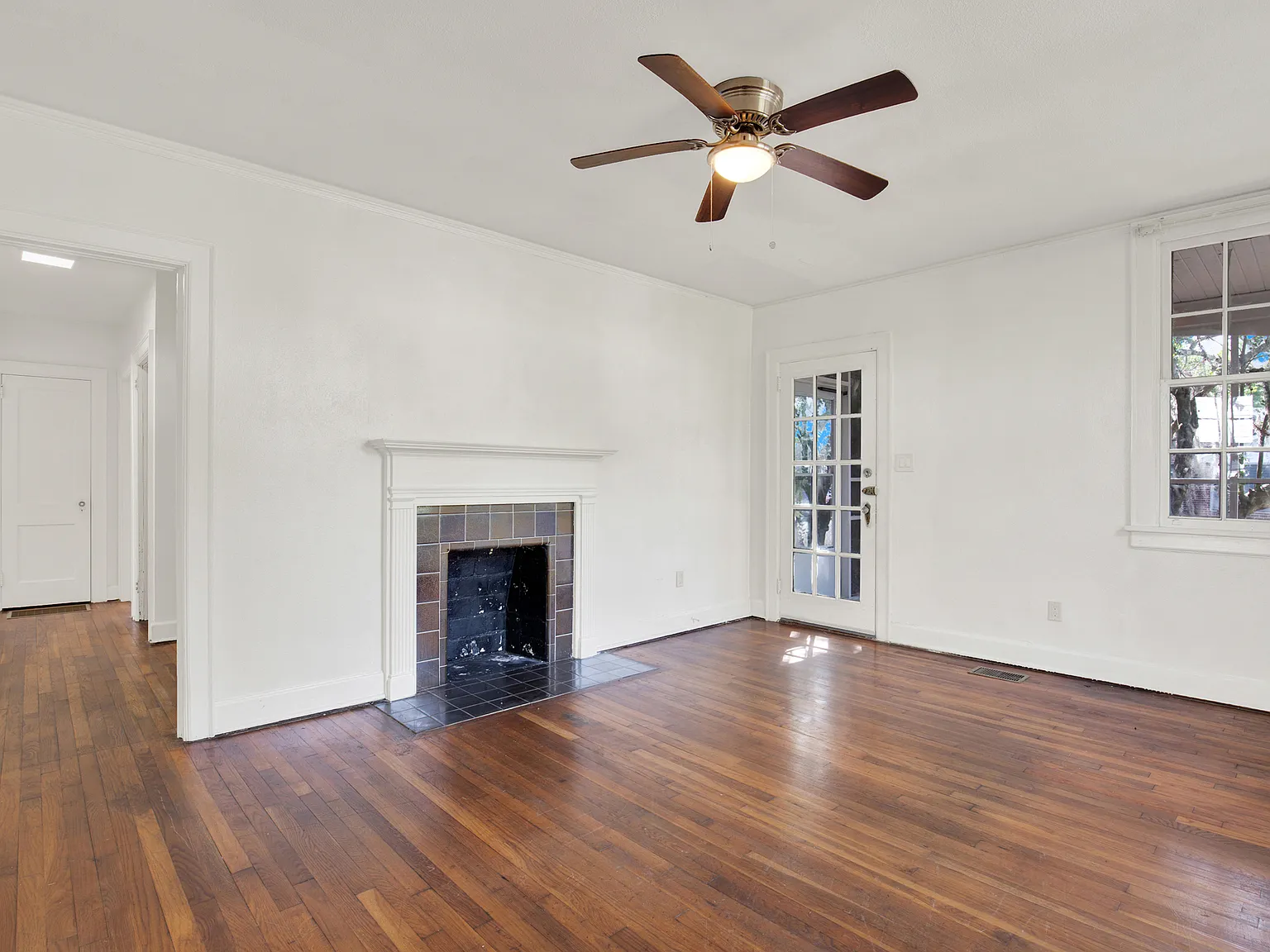 4 bed, 1710 sqft, $2,800 — Photo 3