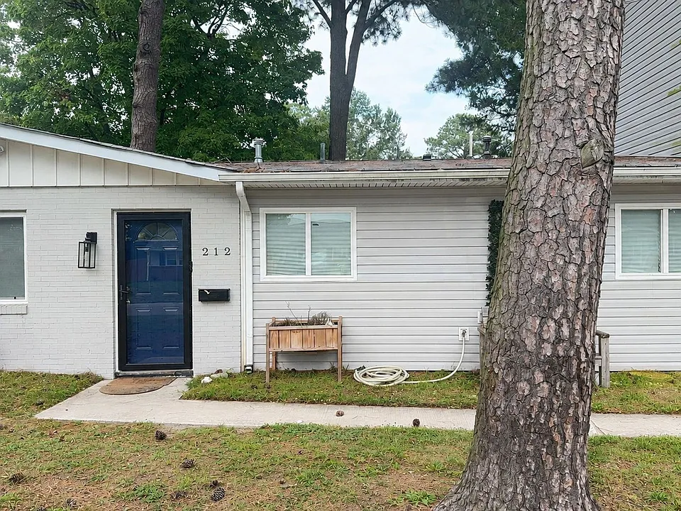 212 Waverly Dr