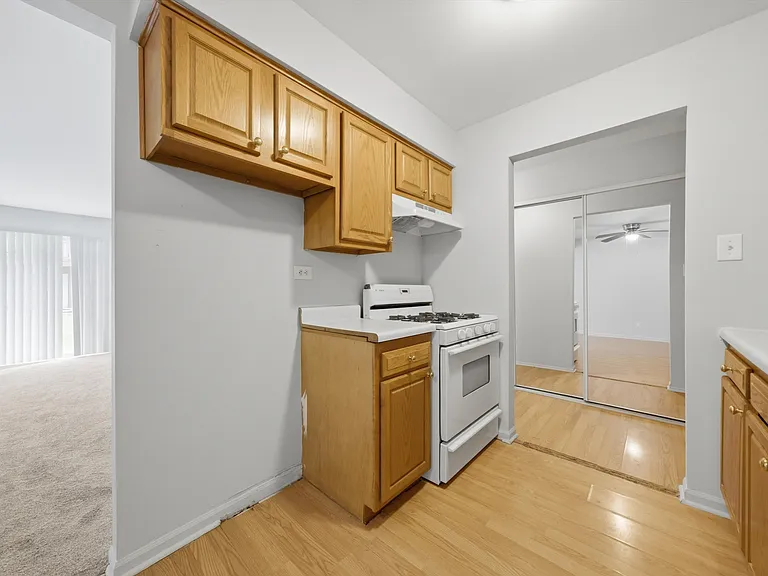 7040 100th St #302 — Photo 23