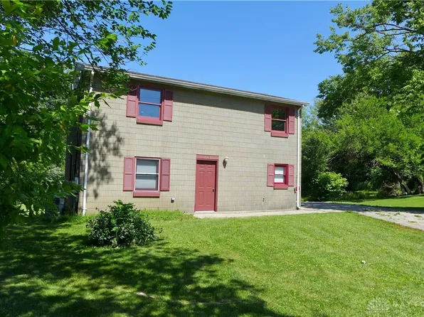 228 Vine Rd, Medway, OH 45341