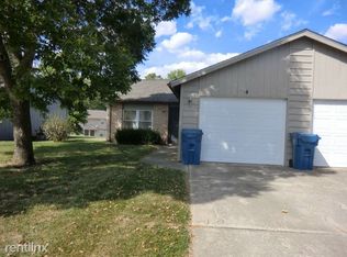 4 Peachtree Ln, Glen Carbon, IL 62034