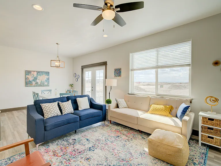 1401 Westwood Cir #C — Photo 3
