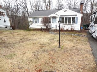 91 Hilldale Rd, Ashland, MA 01721