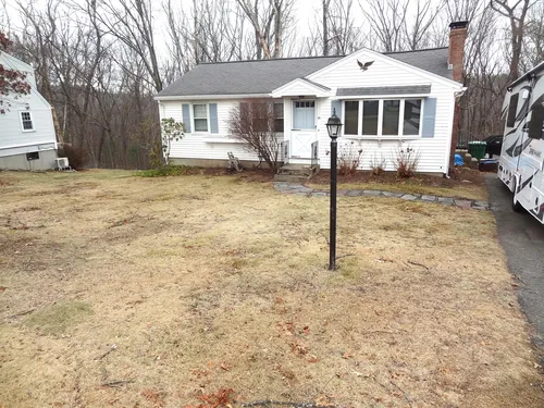 91 Hilldale Rd Photo 1