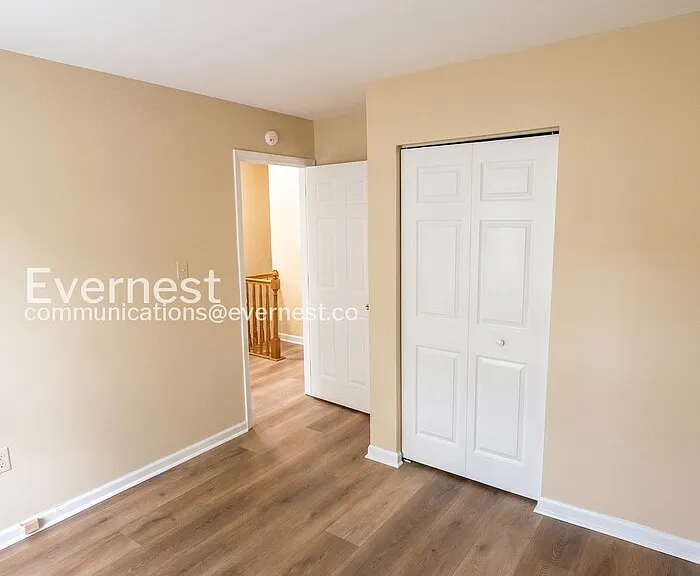 7345 Rhondda Dr — Photo 25