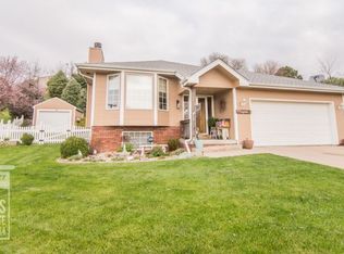 502 Sivers Rd, Glenwood, IA 51534