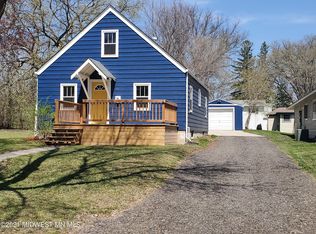 517 E Cherry Ave, Fergus Falls, MN 56537