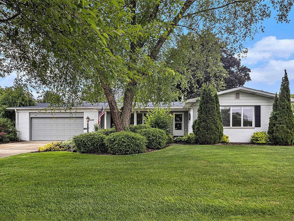 1st image of 54550 Sundale Pl