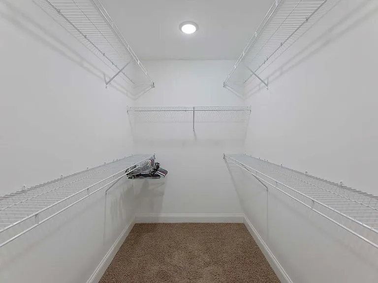 8425 Hobhouse Cir — Photo 31