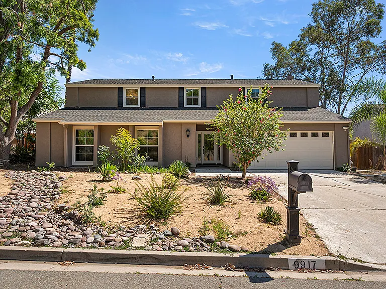 9917 Mozelle Ln — Photo 1