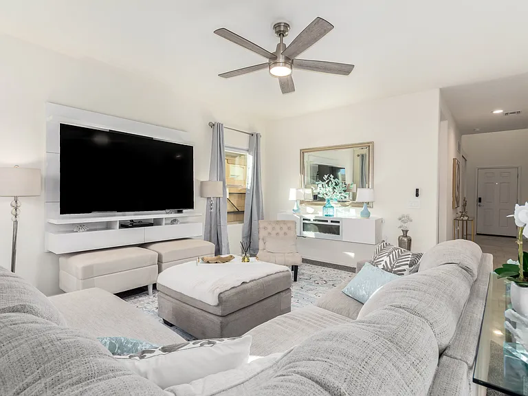 9265 W Tenaza Ln — Photo 9