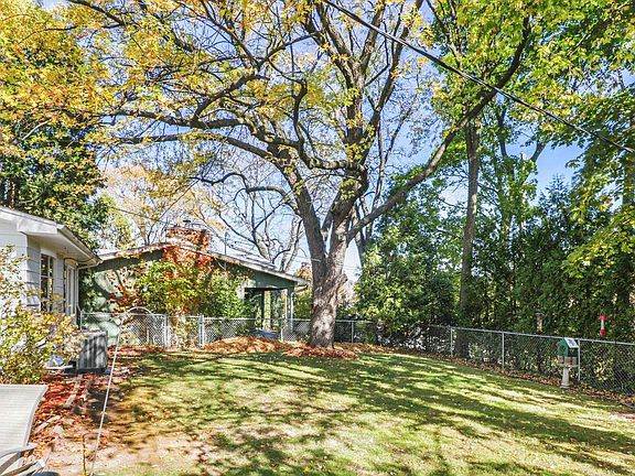 5th image of 4402 Vale Circle