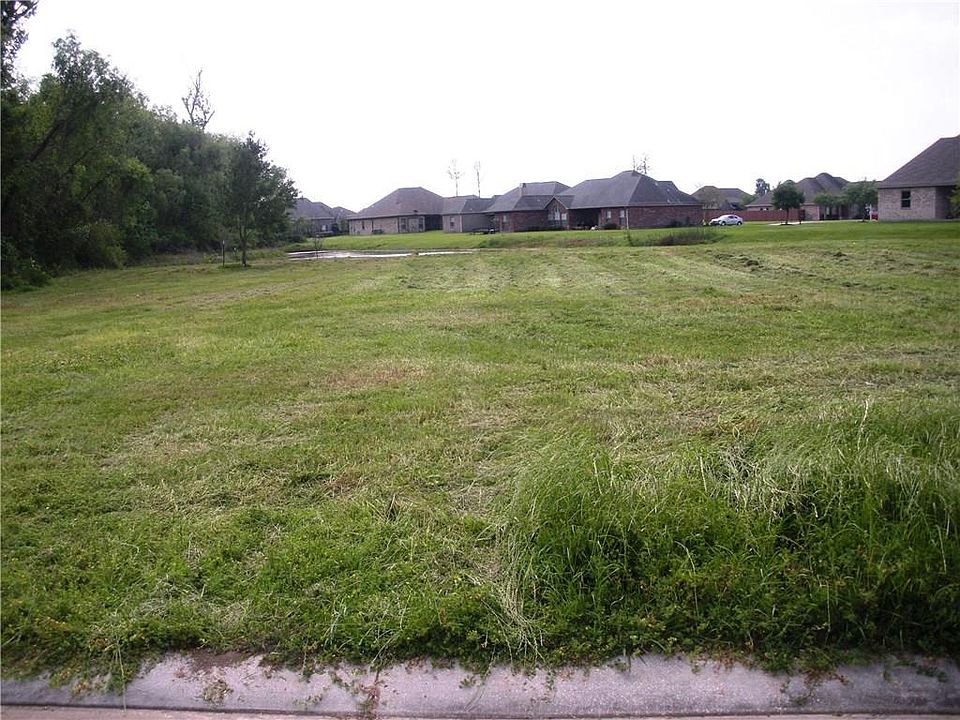 2nd image of 317 S Pass Dr