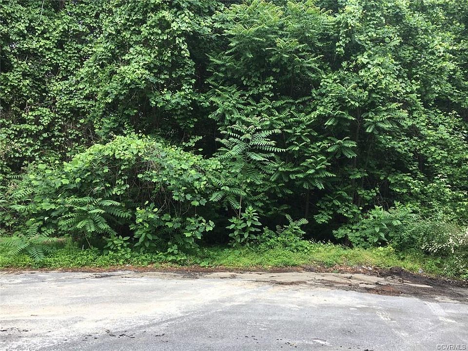 2nd image of 23500 Cutbank Rd
