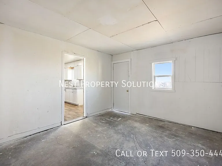 1314 Pershing Rd — Photo 11