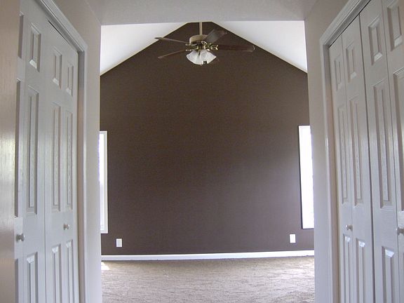 5th image of 3234 N Senseney Cir