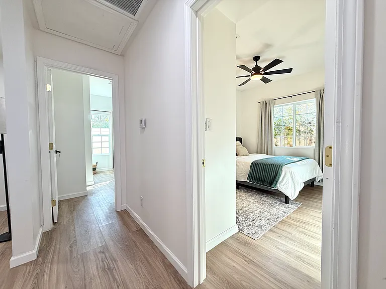 3229 S Sherbourne Dr — Photo 42