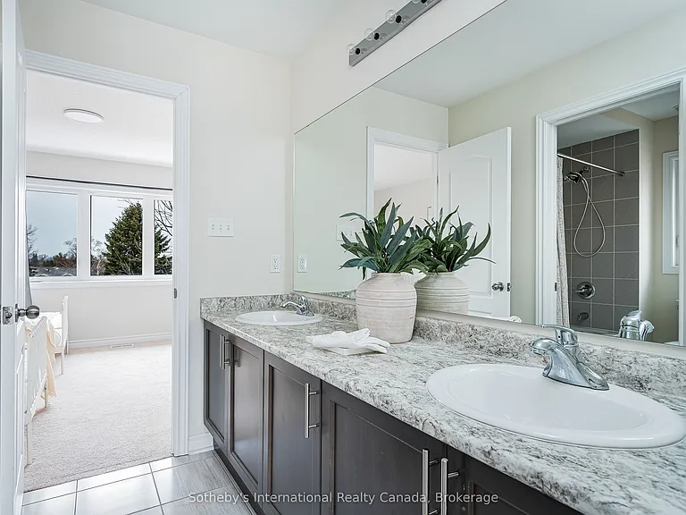 45 McLean Ave — Photo 38