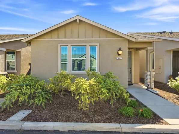 844 Castellona Dr, Newman, CA 95360