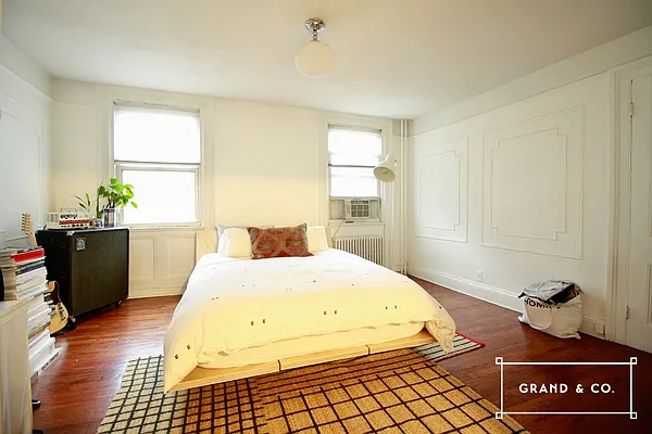 Rented by Grand & Co. | media 1