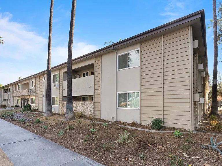 MAGNOLIA WEST APARTMENTS- RIVERSIDE, CA — Photo 14