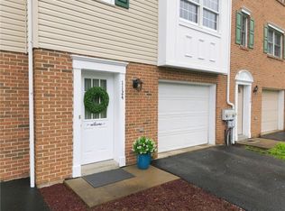 1124 Cranston Dr, Greensburg, PA 15601