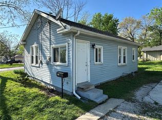 304 W South St, Harrisonville, MO 64701