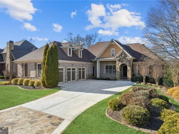 207 Slate Dr, Buford, GA 30518