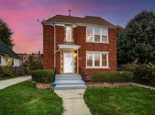 9220 S Loomis St, Chicago, IL