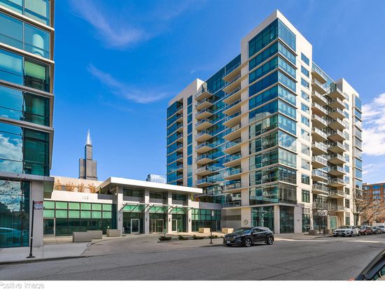 125 S Green St APT 303A, Chicago, IL 60607