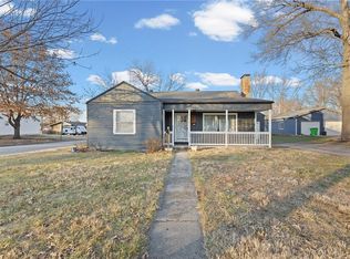 829 W 5th St, Ottawa, KS 66067