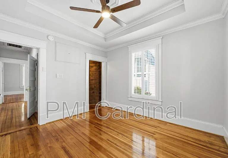 523 N Pine St — Photo 17
