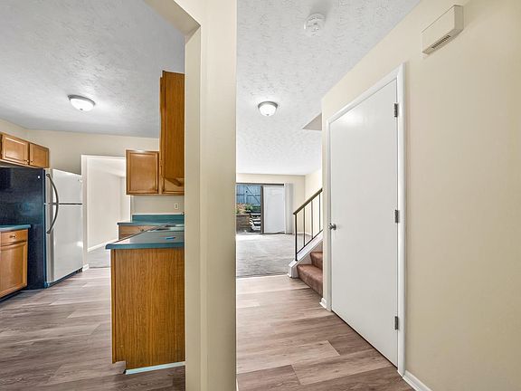 2nd image of 9853 Timbers Dr