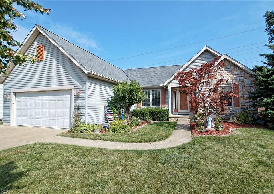 1st image of 8036 Oak Tree Dr