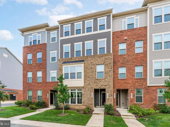 42621 Burbank Ter, Sterling, VA 20166