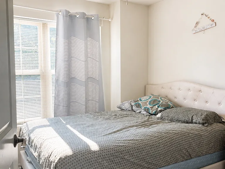 2493 Waterbury Ln — Photo 12