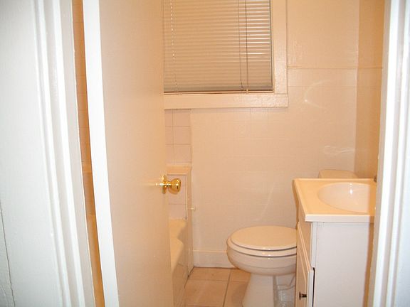 5th image of 1616 96th Ave