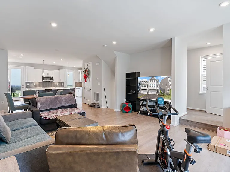 18277 Summit Pointe Dr — Photo 13