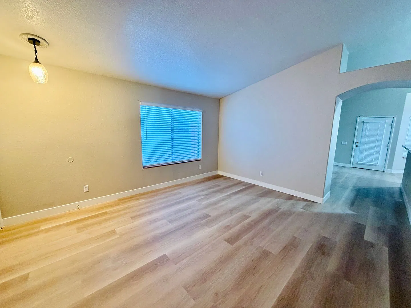 Newly renovated 1 story home with 3 bedrooms and 2 full bathrooms in the beautiful North Shores c... — Photo 3