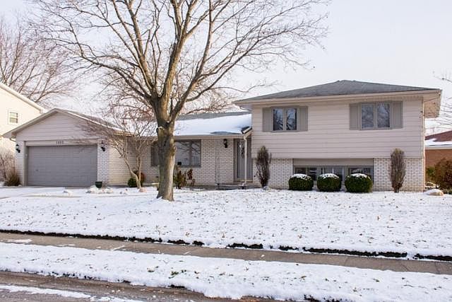 1st image of 1493 Cambridge Dr