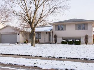1493 Cambridge Dr, South Bend, IN