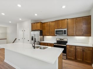 1520 Timberwood Ln, West Saint Paul, MN 55118
