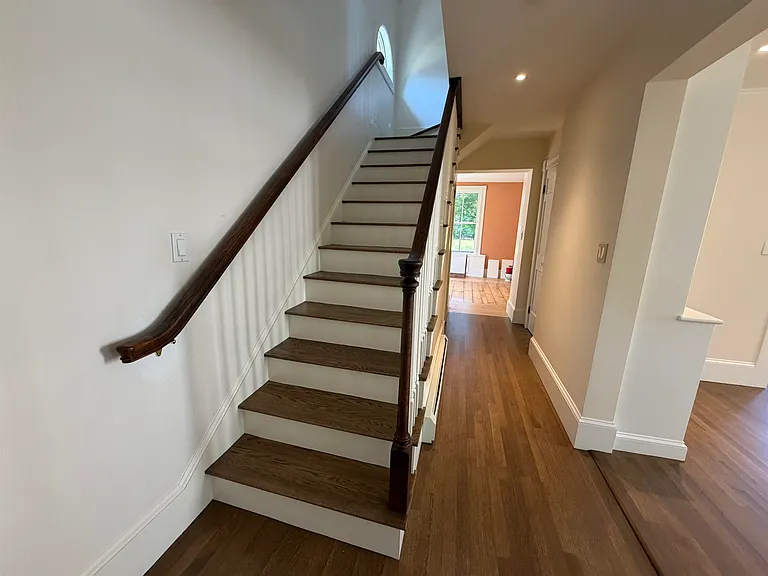 15 Gill St — Photo 19