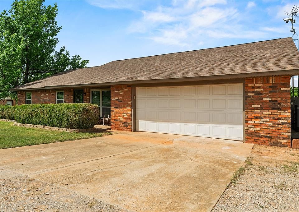 988 County Street 2949, Tuttle, OK 73089 | Zillow