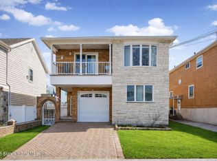 41 Martin Ave, Staten Island, NY 10314