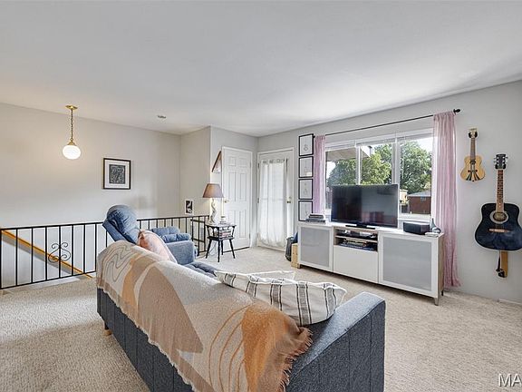4th image of 10831 Carroll Wood Way
