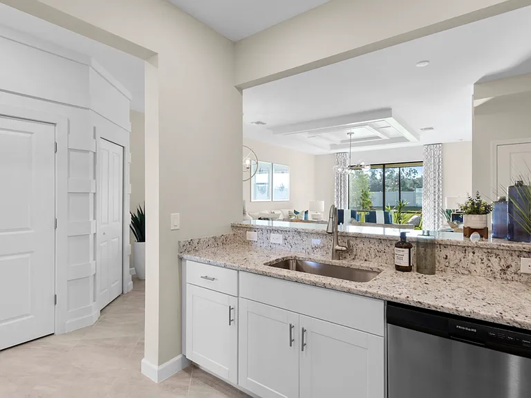 1680 Alameda Dr — Photo 4